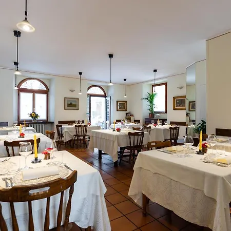 אורחן Piemonte Da Sciolla 3*